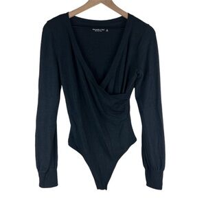 NWT Abercrombie & Fitch Soft AF Cozy Faux Wrap V Neck Bodysuit